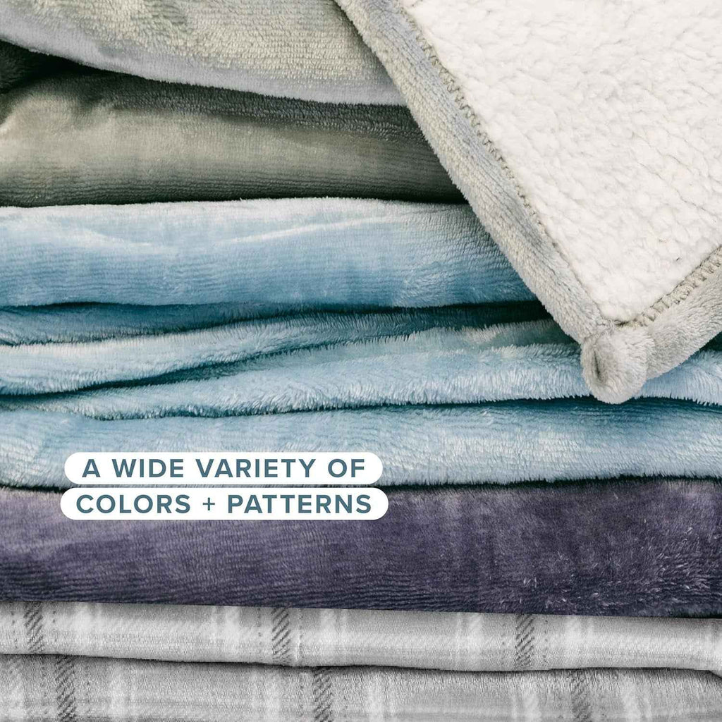 Sherpa Fleece Blanket - Throw/Travel Size - Blanket for Bed, Sofa, and Couch - Warm & Lightweight - Fluffy & Soft - Reversible (Throw/Travel, Oyster)